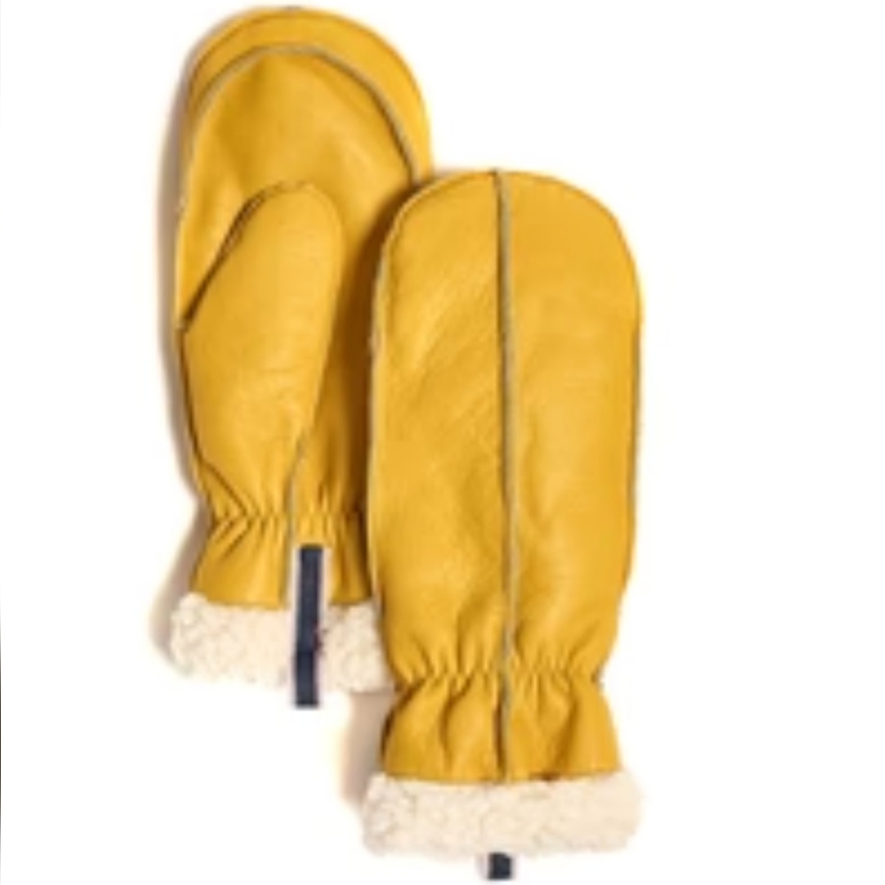 NWT Brume Iqaluit Mitt in Corn Yellow Size L/XL in soft resilient Yak Leather